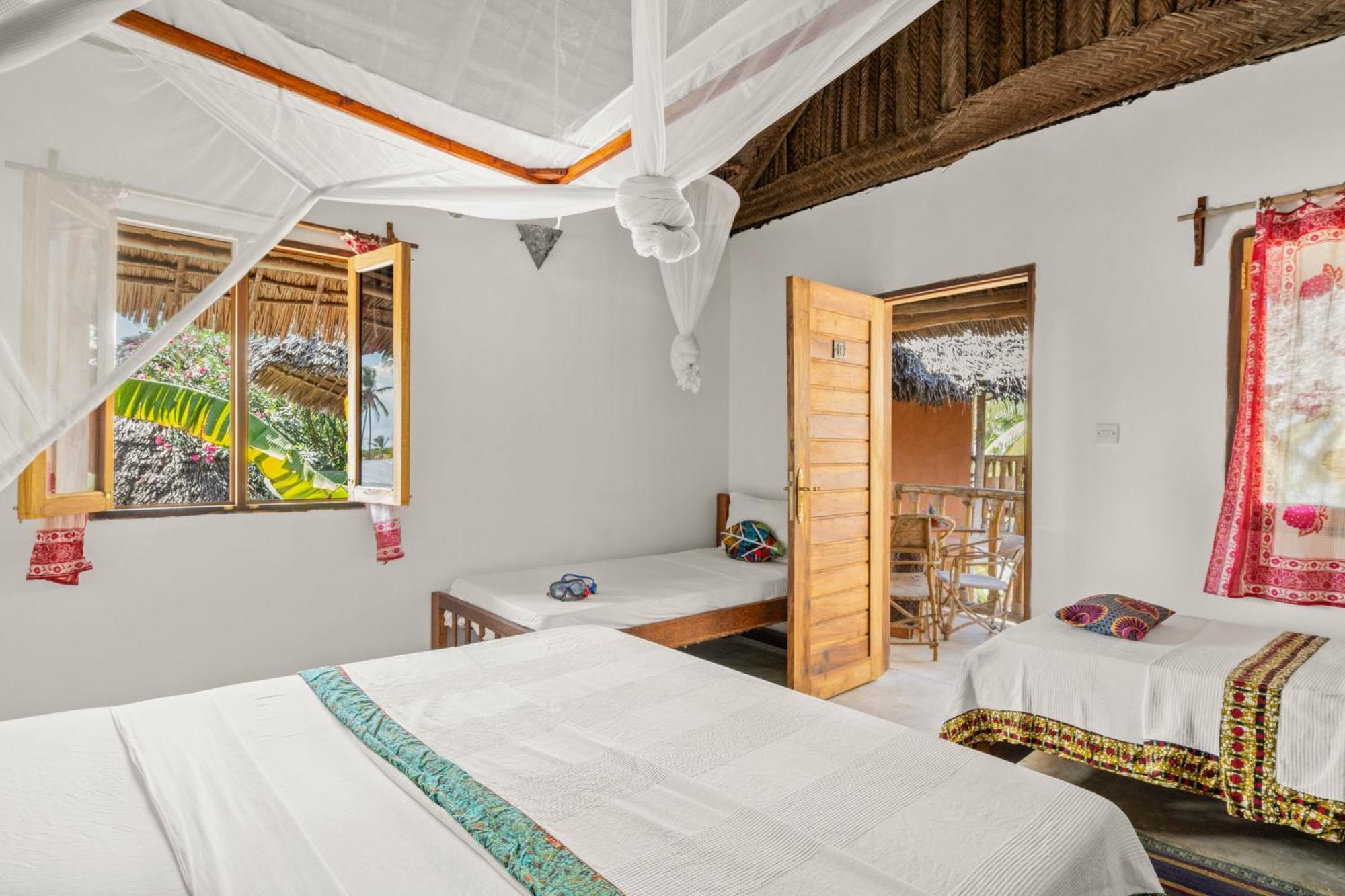 Shanuo Beach Bungalows Michamvi Kae Room photo